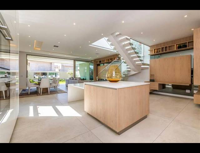 3 BEDROOM TOWNHOUSE FOR SALE IN MORNINGSIDE